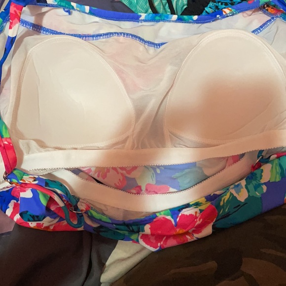 Bathing suit top - Picture 5 of 5